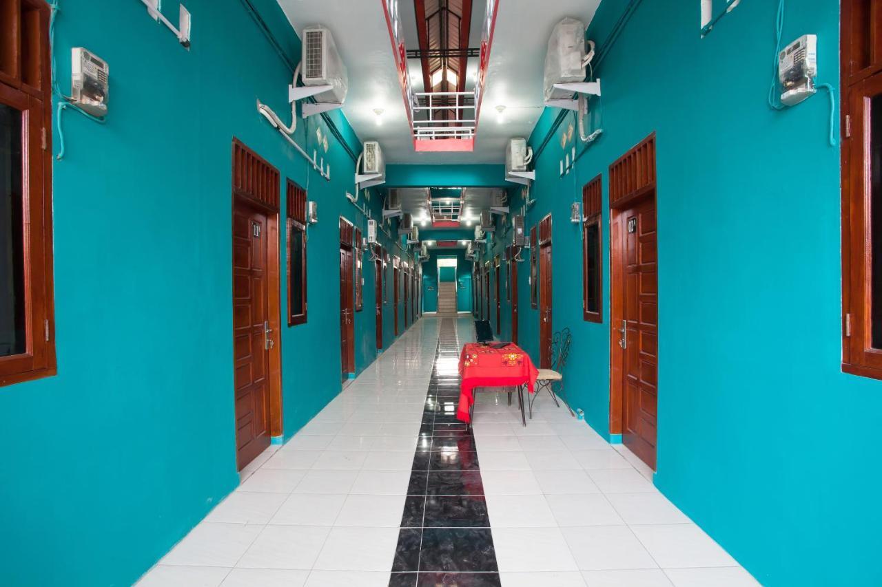 Oyo 1978 Pondok Indah Residence Medan Exterior photo